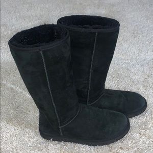 Classic Tall Black Uggs